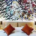 لا سوليتيود فندق 4*